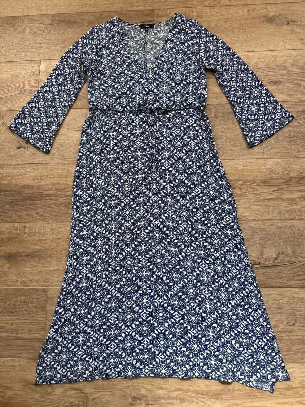 Lulus Blue White Medallion Print Maxi Dress Long Sleeve Boho Size L - Picture 3 of 10